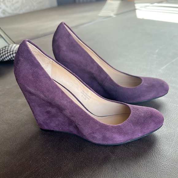 Via Spiga wedge suede shoes size 6.5 EUC - Picture 2 of 9